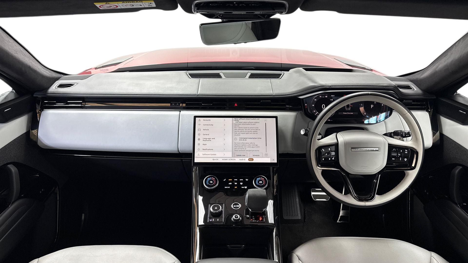 Land Rover Range Rover Sport view 9