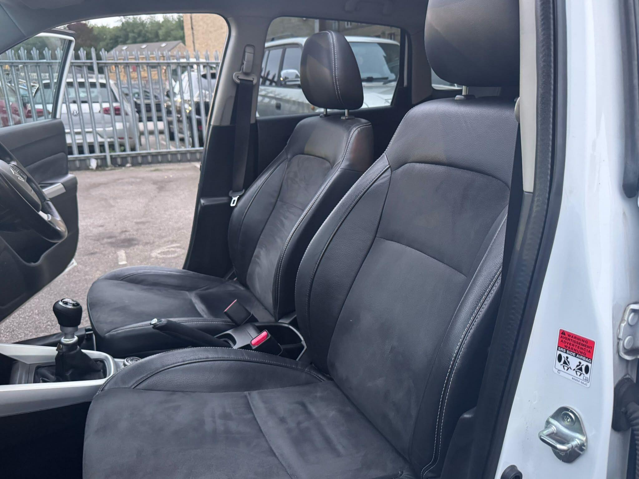 Suzuki Vitara view 52