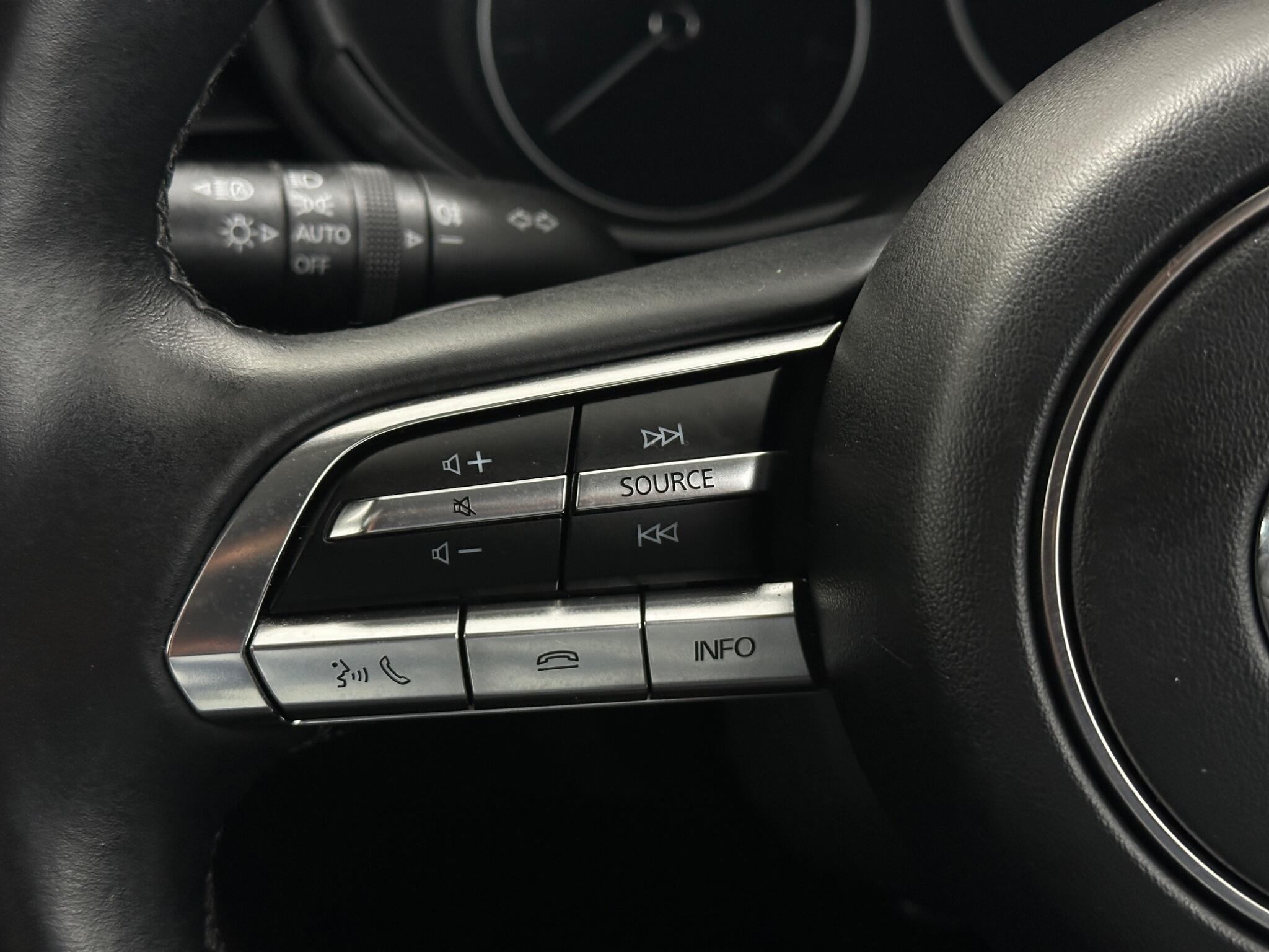 Mazda CX-30 view 14