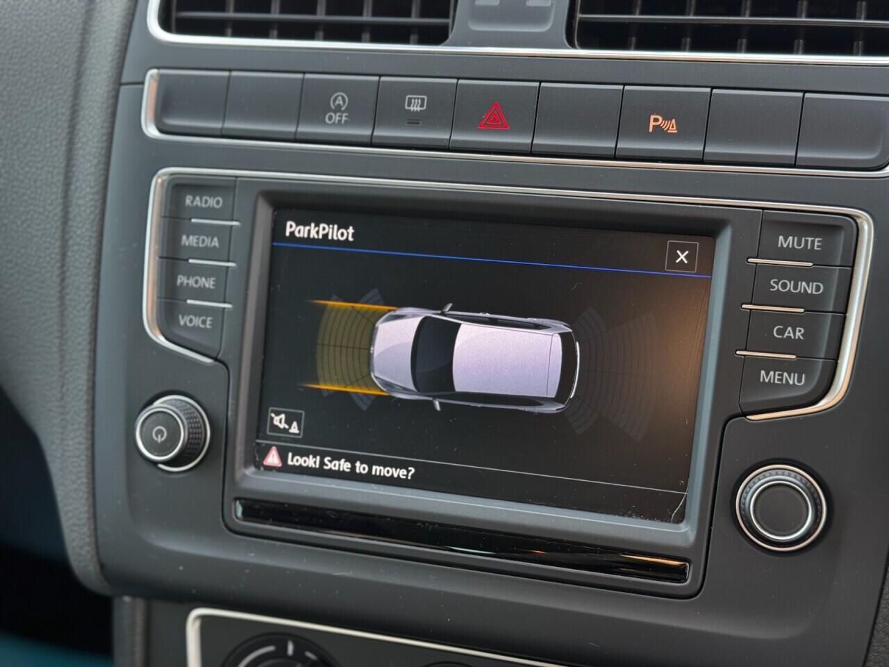 Volkswagen Polo view 32