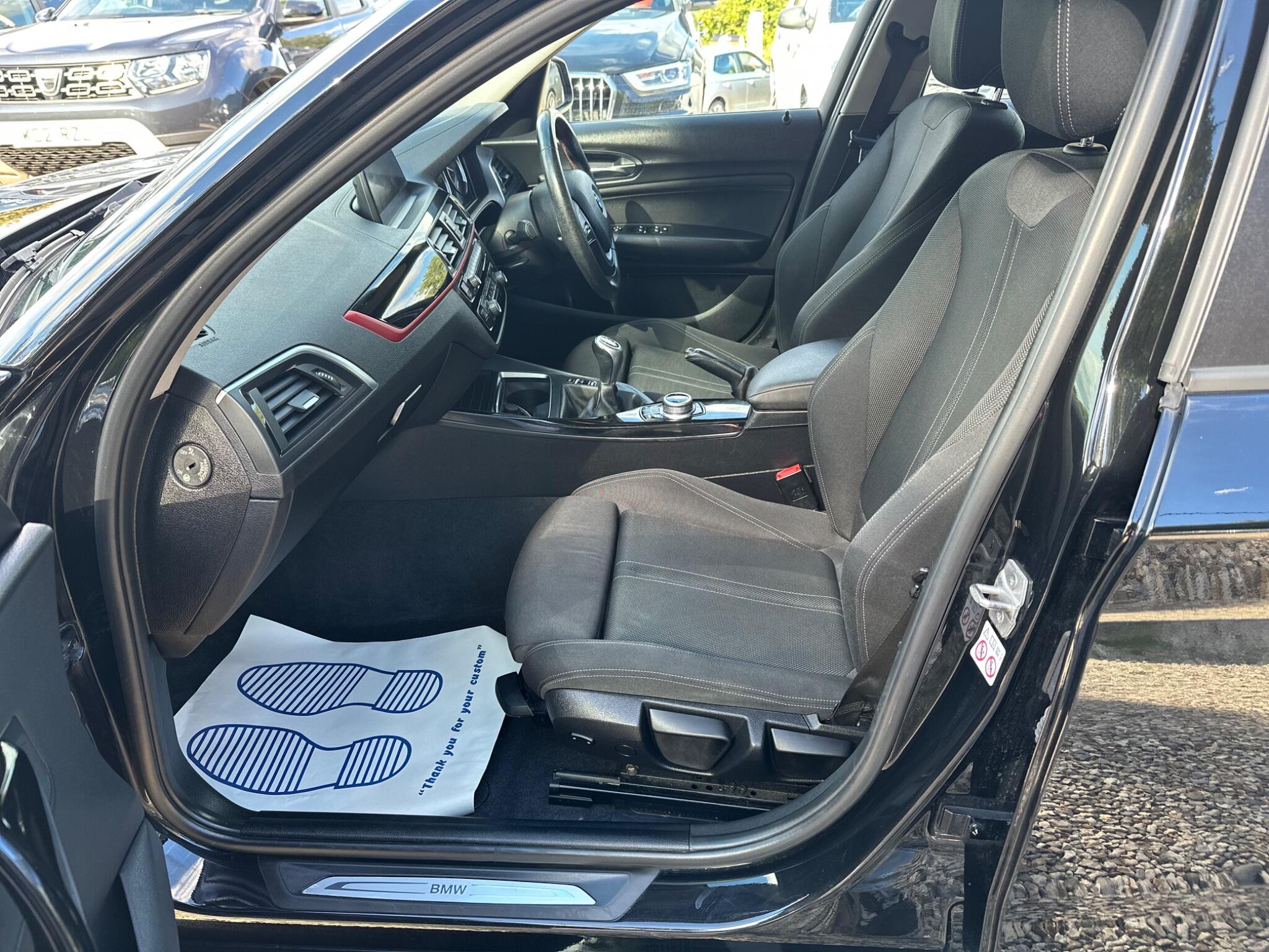 BMW 1 Series view 54