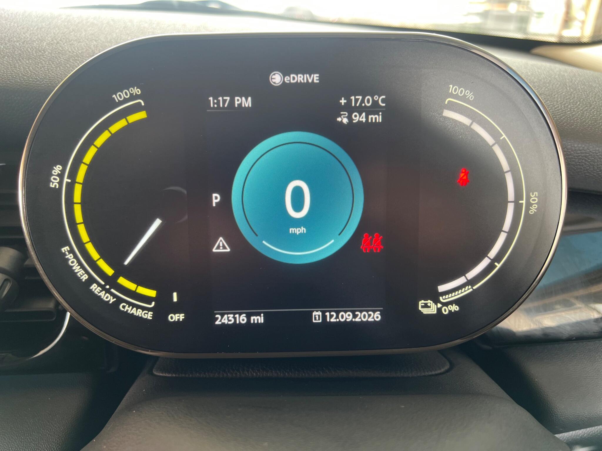Mini Electric Hatch view 8