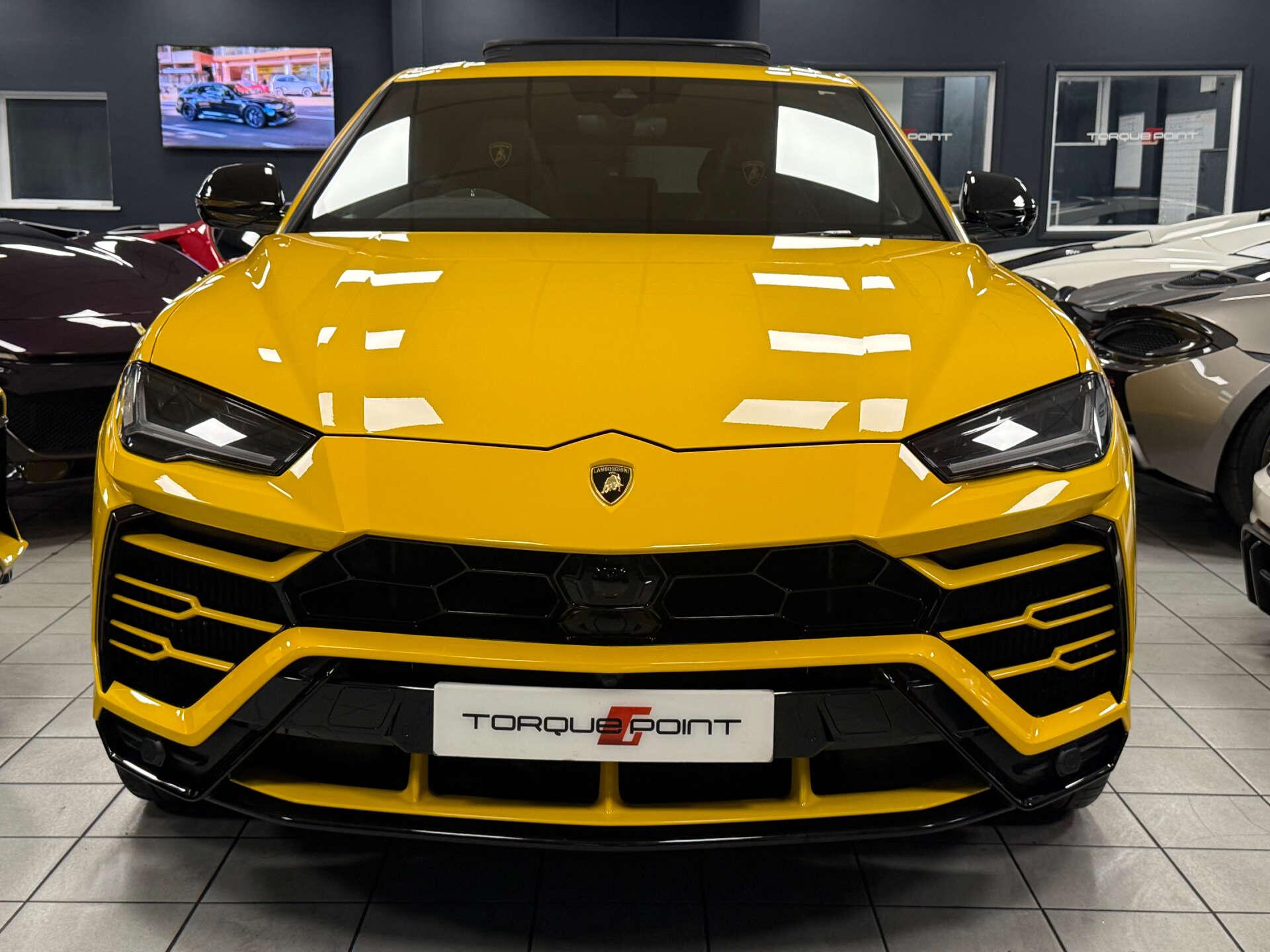 Lamborghini Urus view 8
