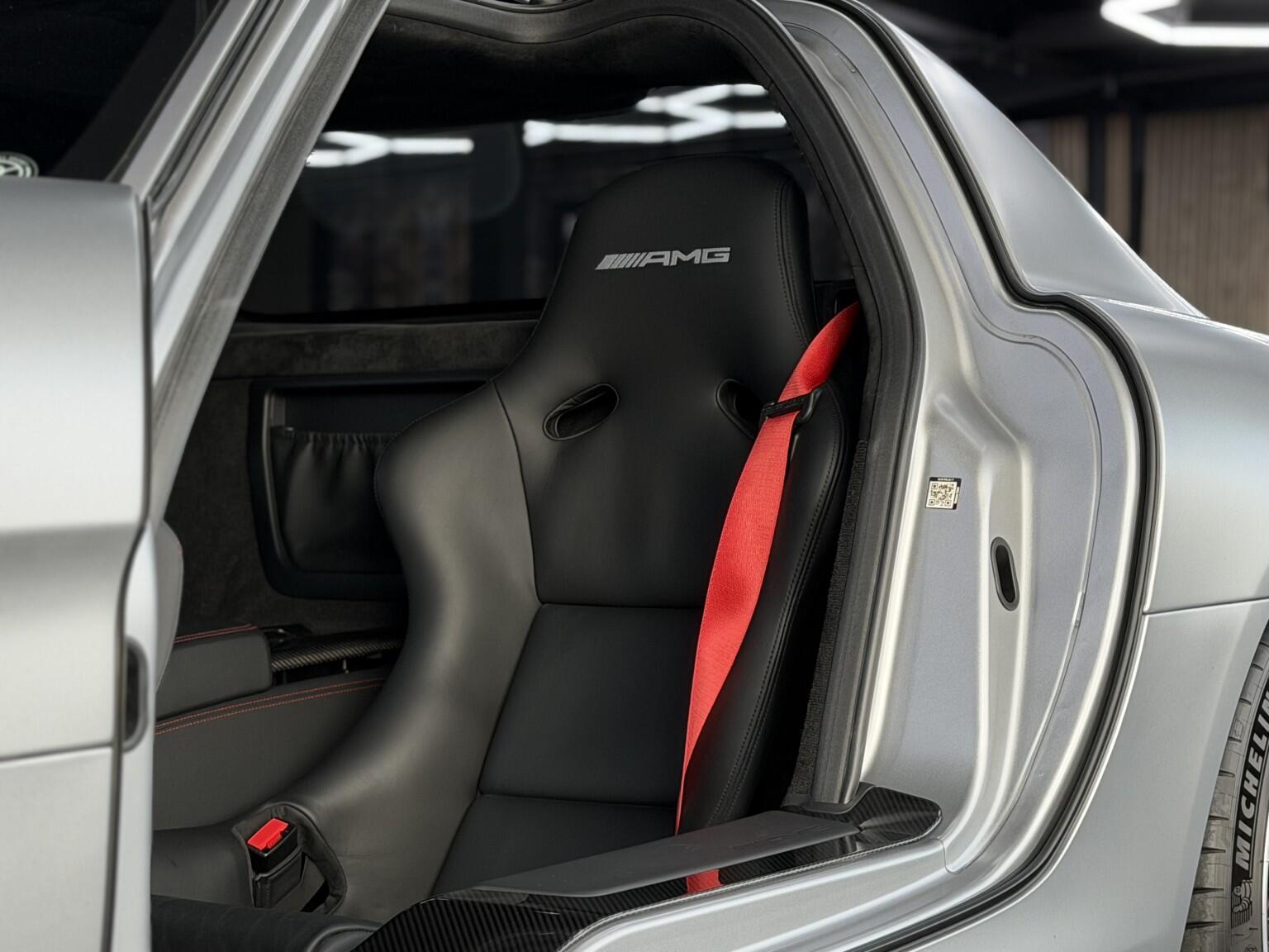 Mercedes-Benz Amg GT view 58