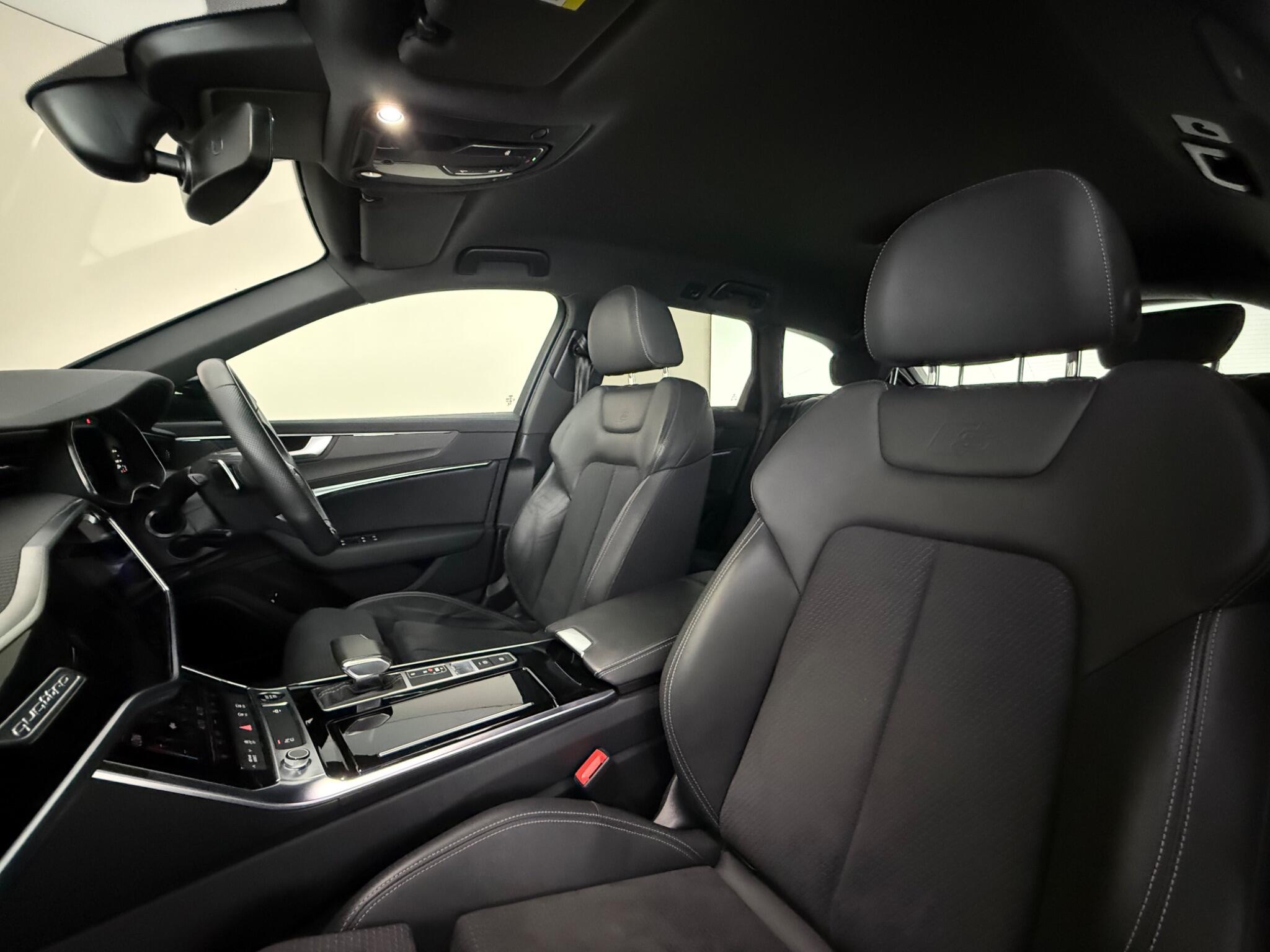 Audi A6 view 34