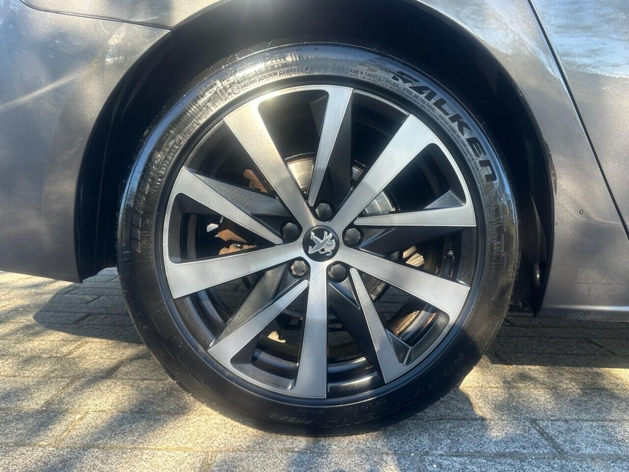 Peugeot 508 view 3