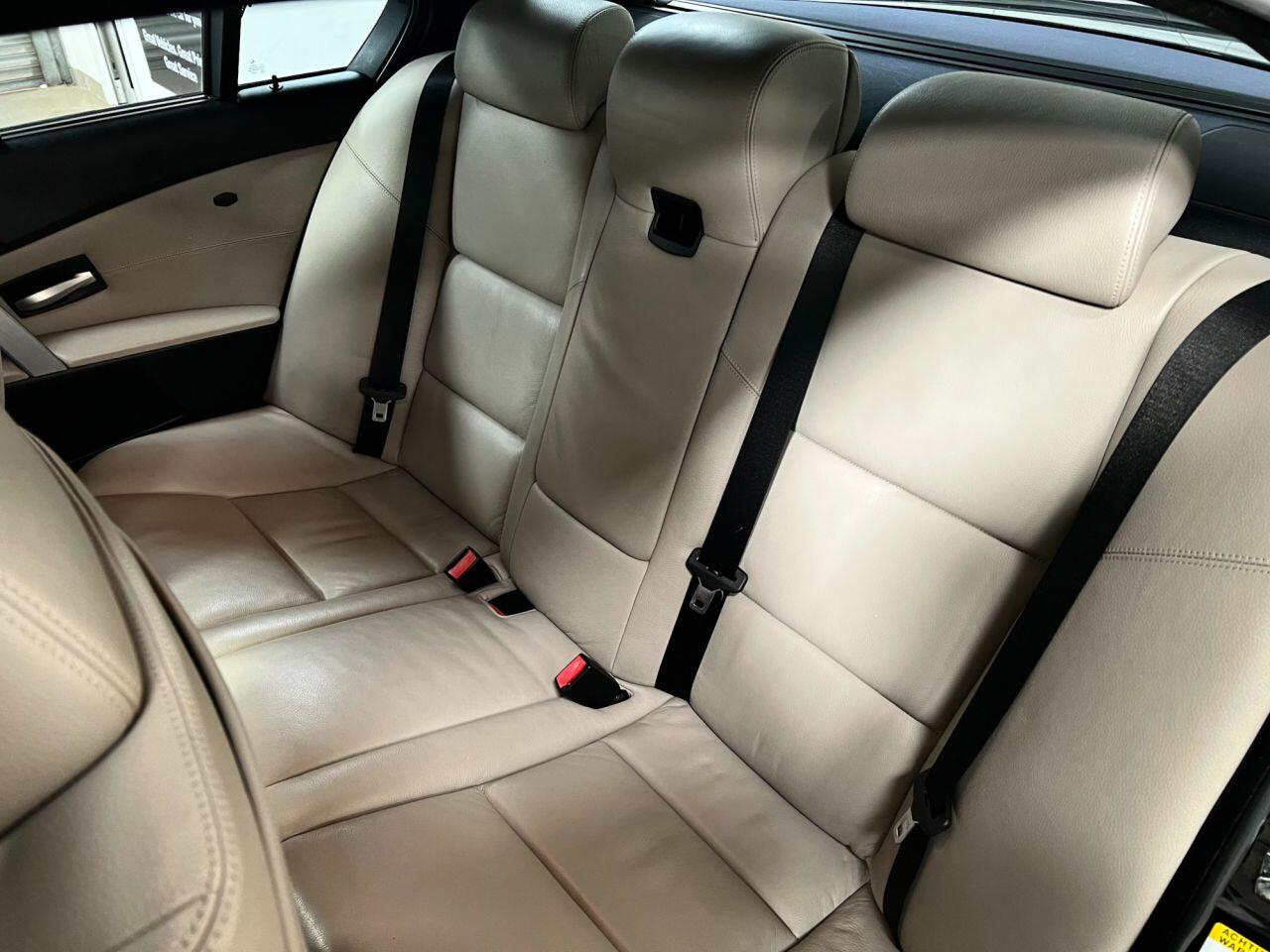 BMW M5 view 30