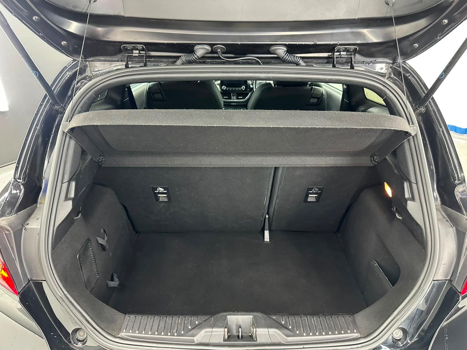 Ford Fiesta view 23