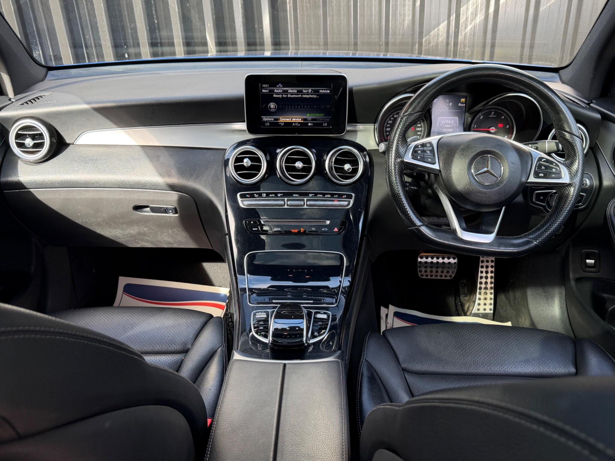 Mercedes-Benz GLC view 24