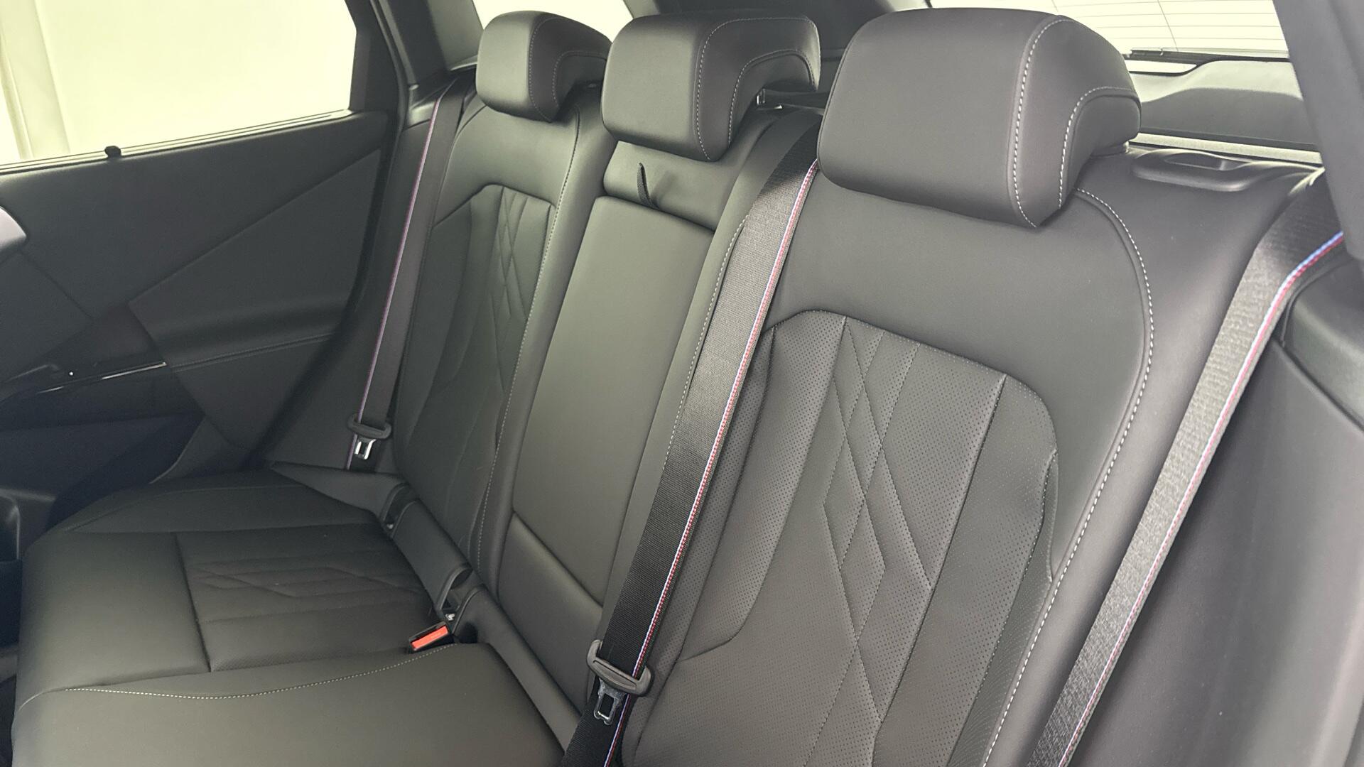 BMW X3 view 12