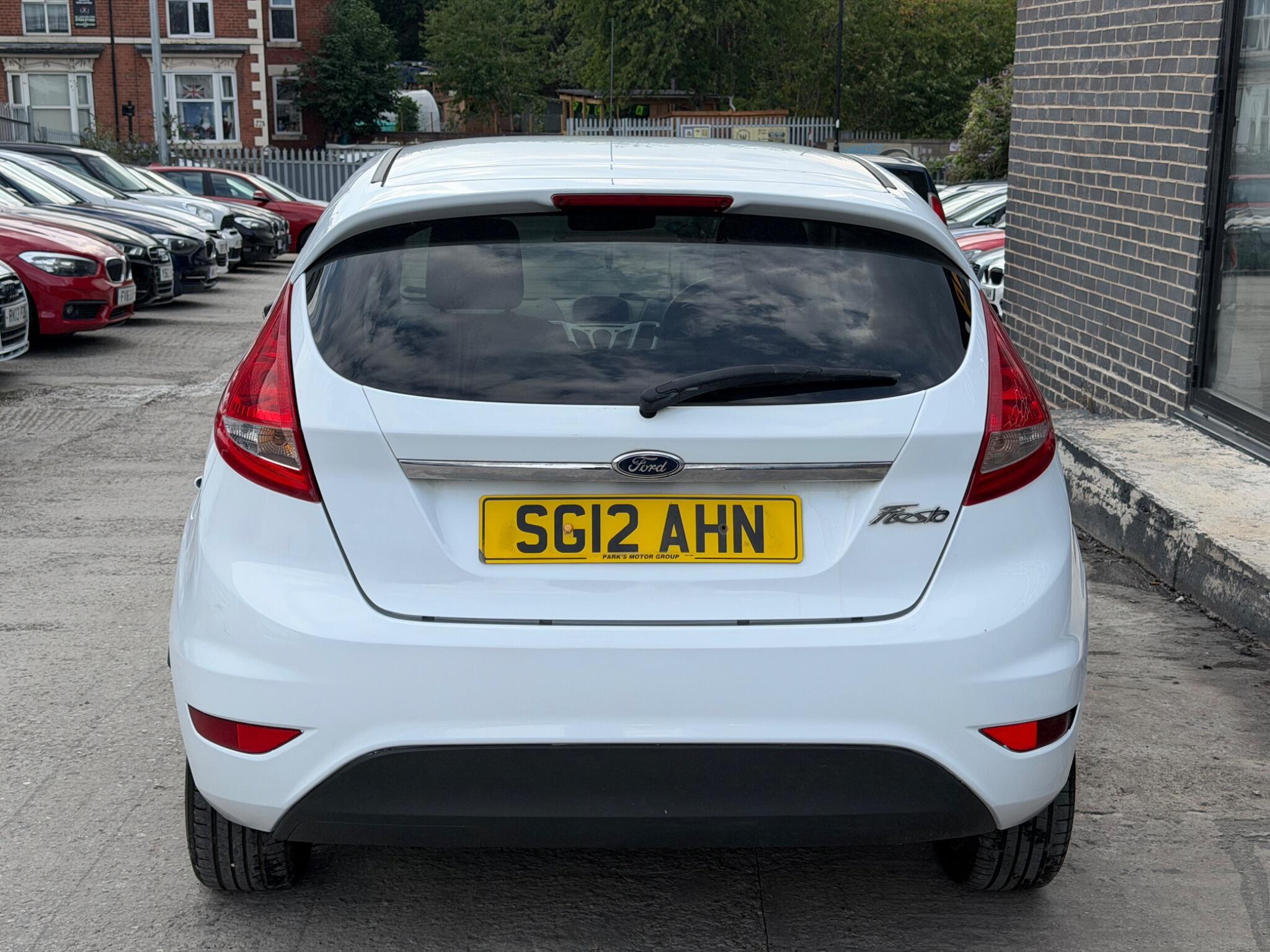 Ford Fiesta view 5