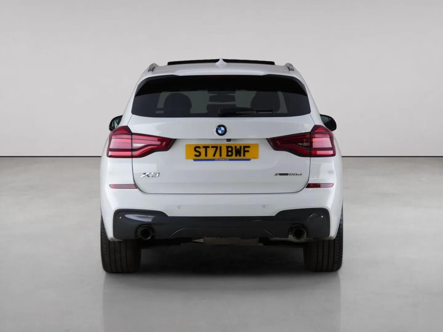 BMW X3 view 7