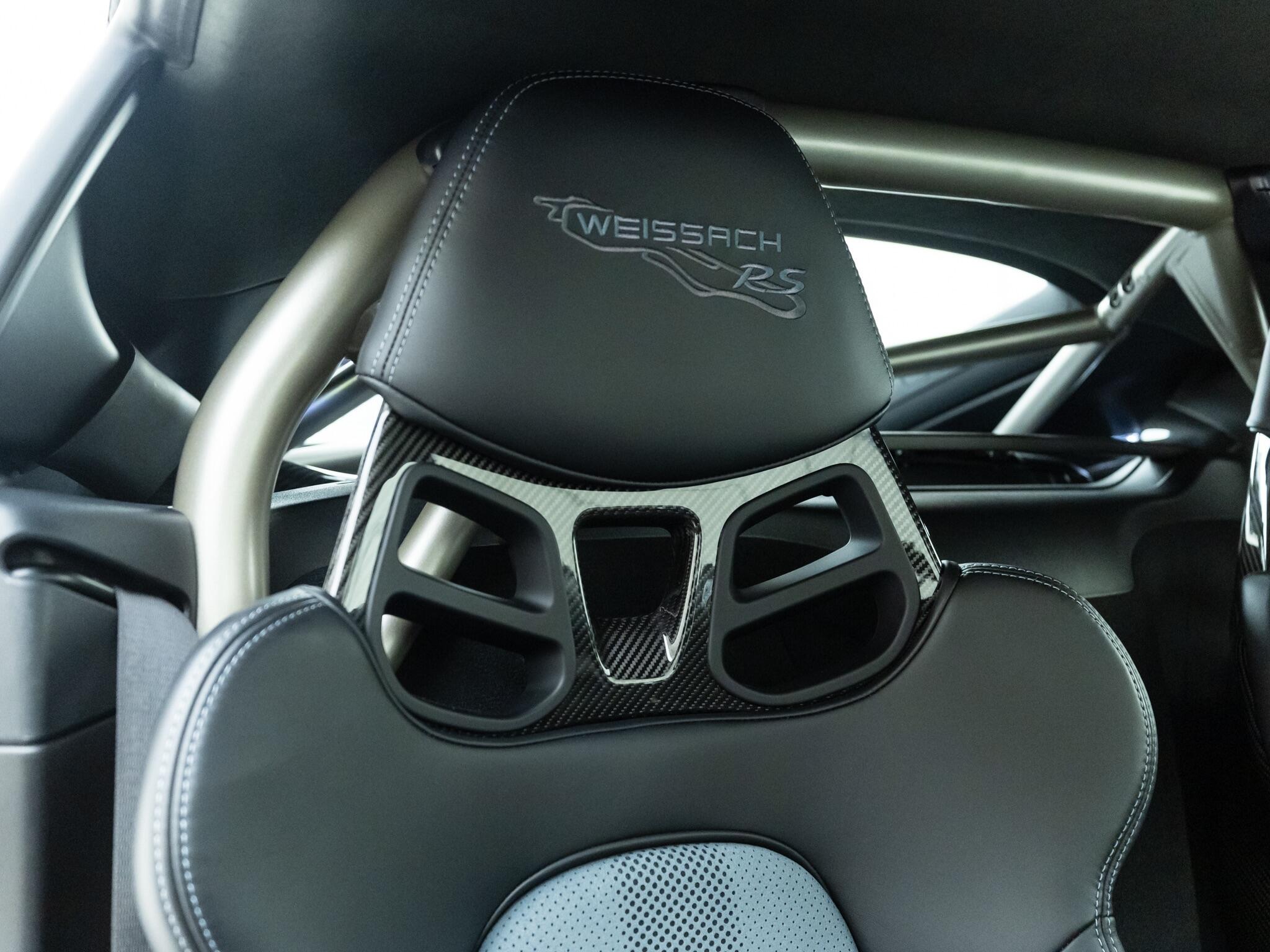 Porsche Cayman view 26