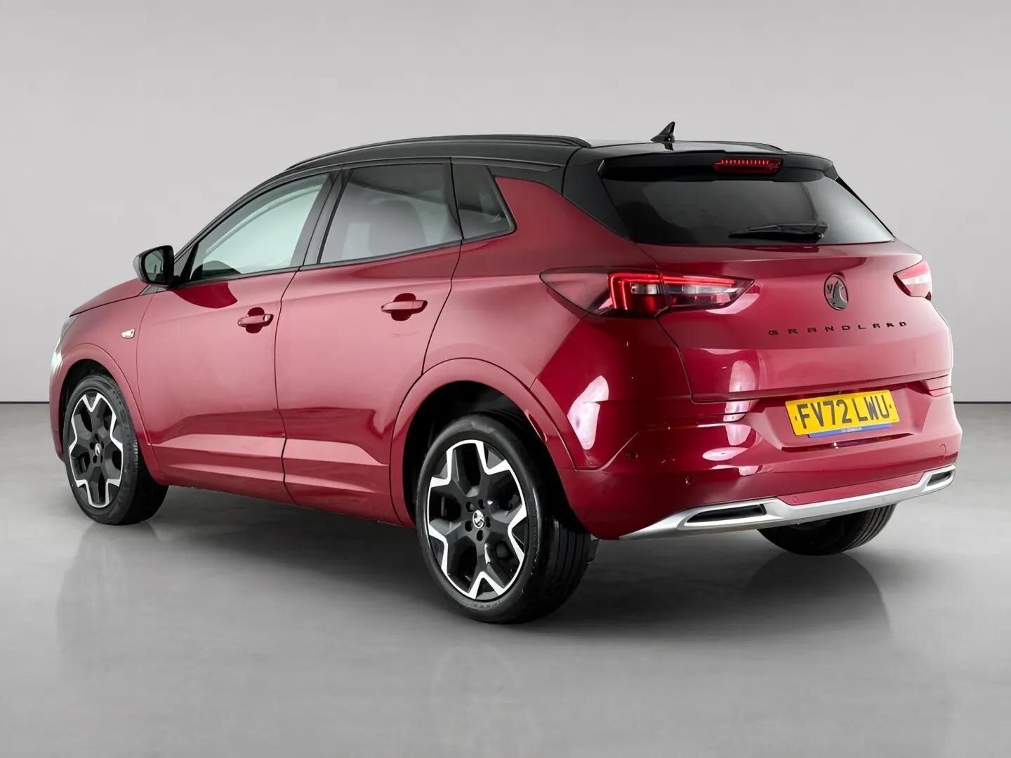 Vauxhall Grandland view 6