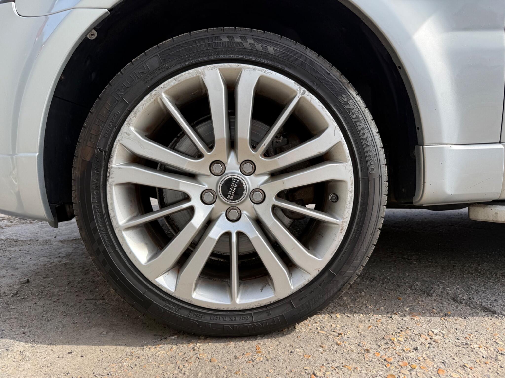 Land Rover Range Rover Sport view 17