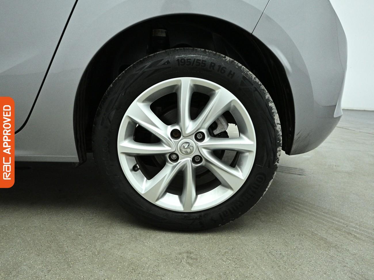 Vauxhall Corsa view 28