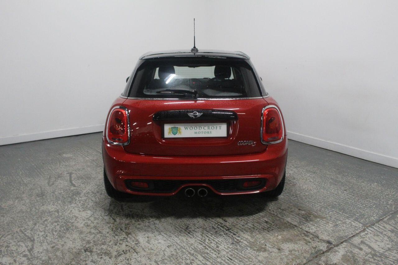 Mini Hatch view 14