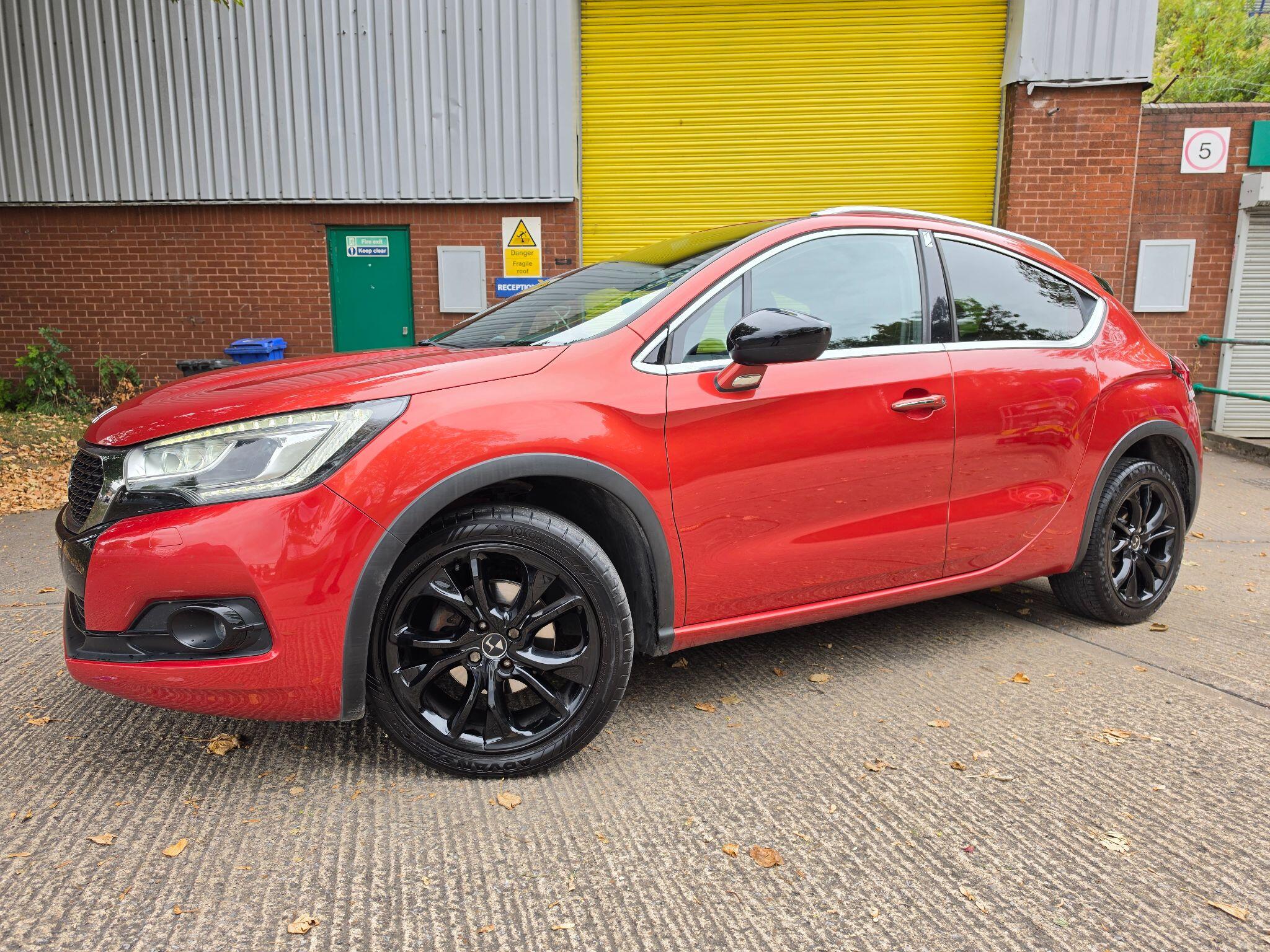 DS Automobiles DS 4 Crossback view 32