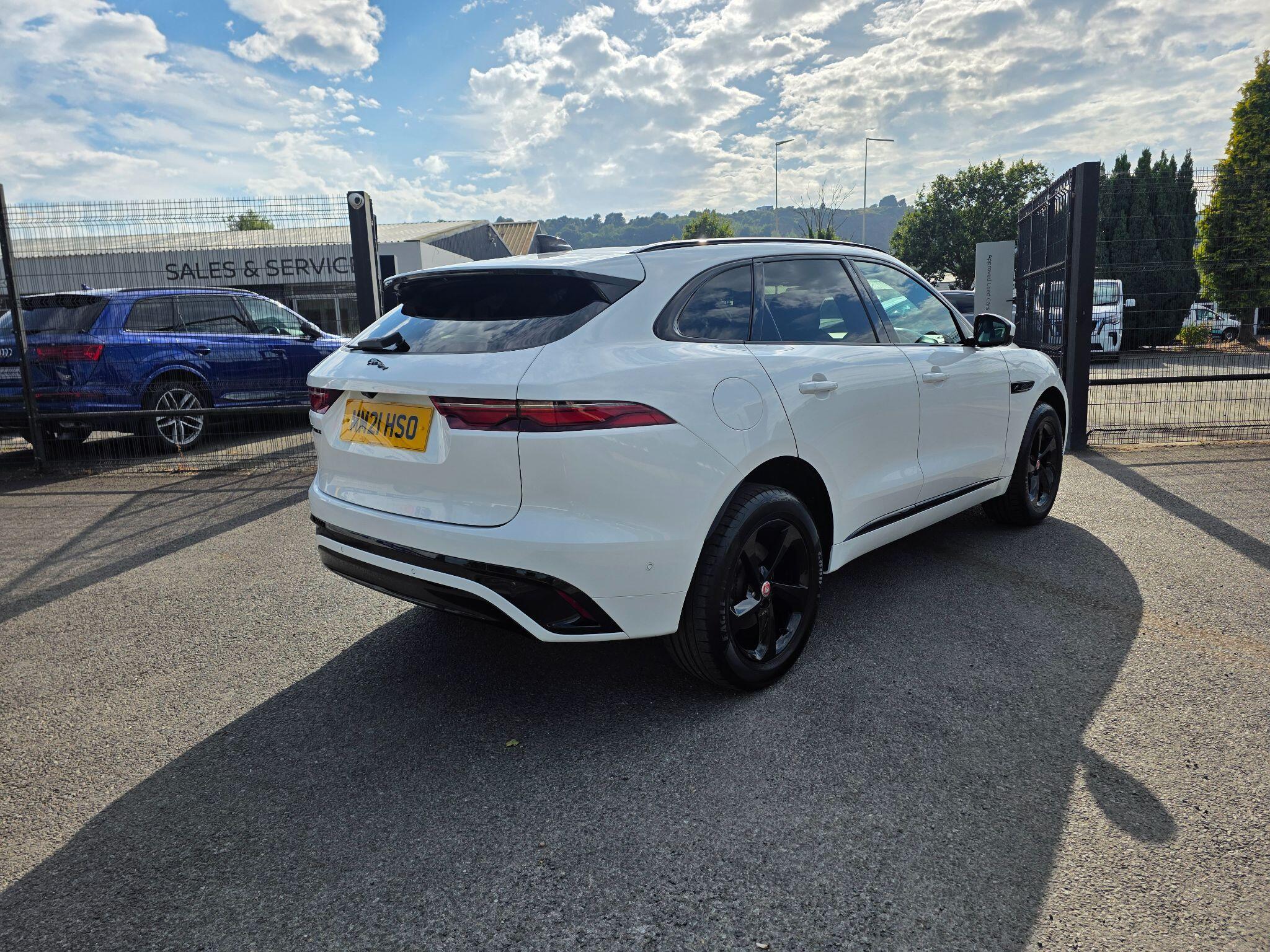 Jaguar F-Pace view 5