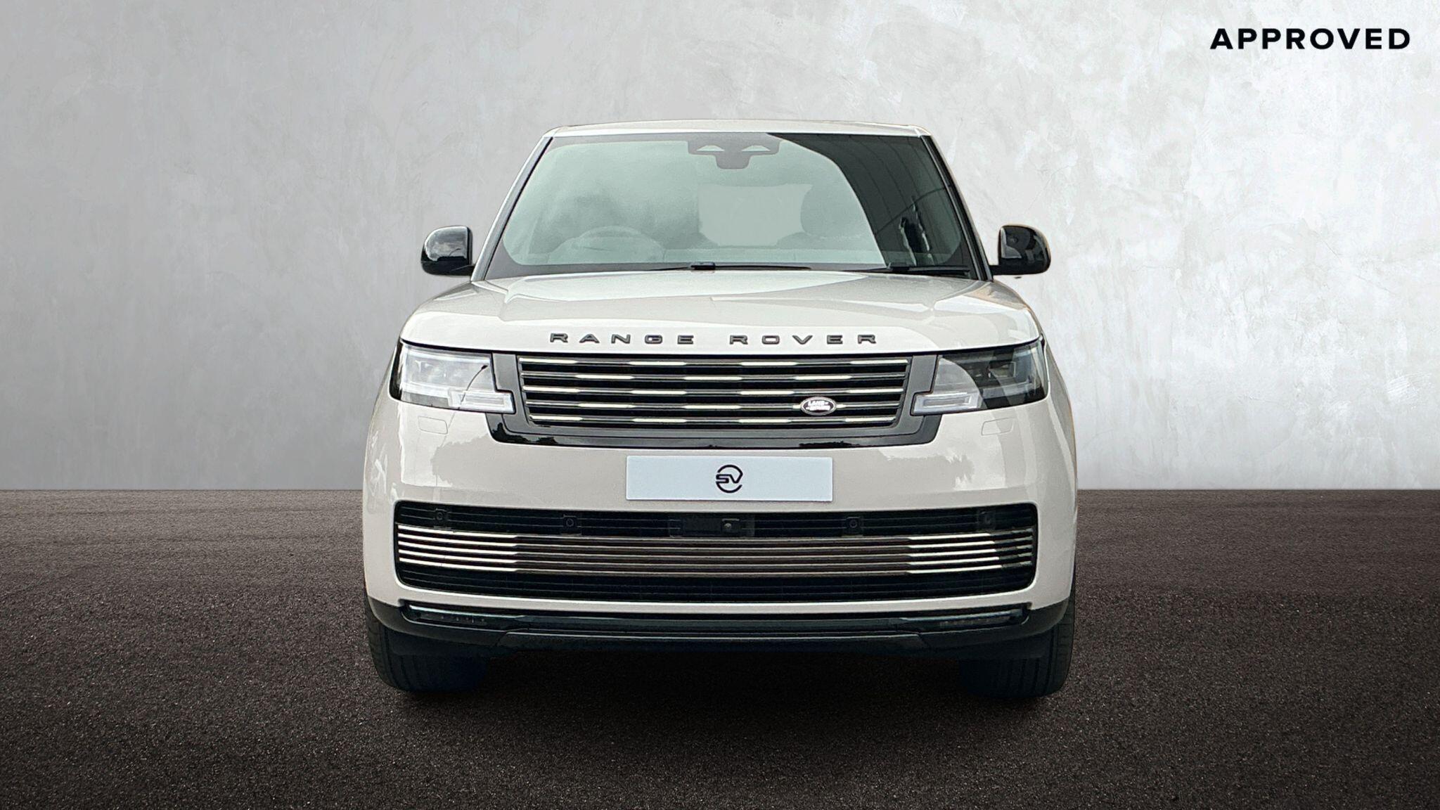 Land Rover Range Rover view 2