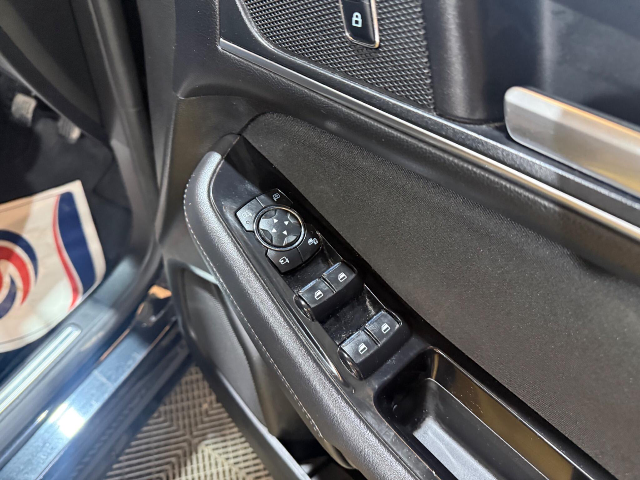 Ford S-Max view 39