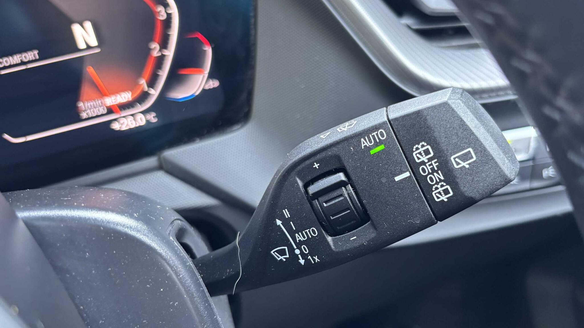 BMW 1 Series view 27