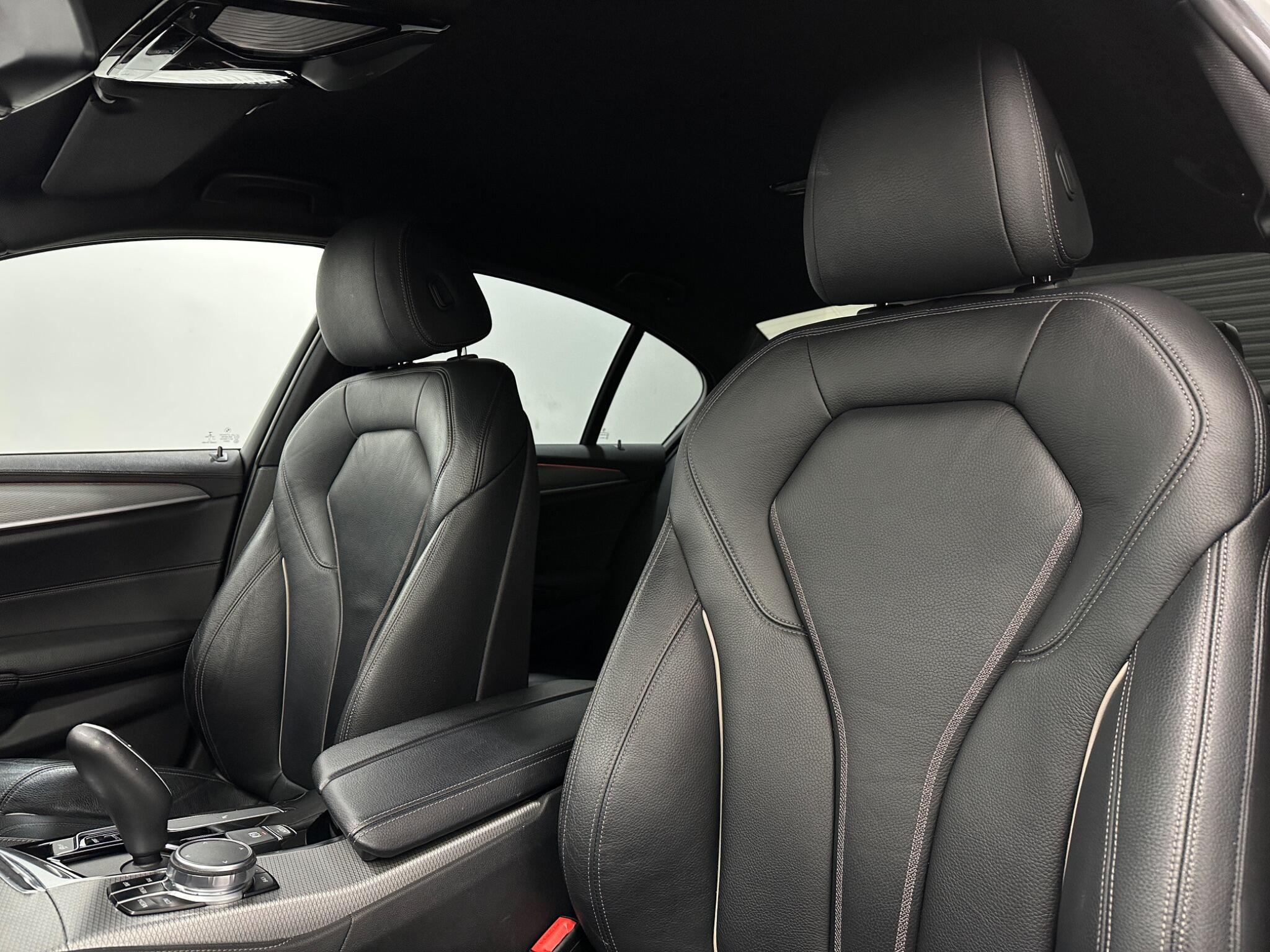 BMW 5 Series view 37