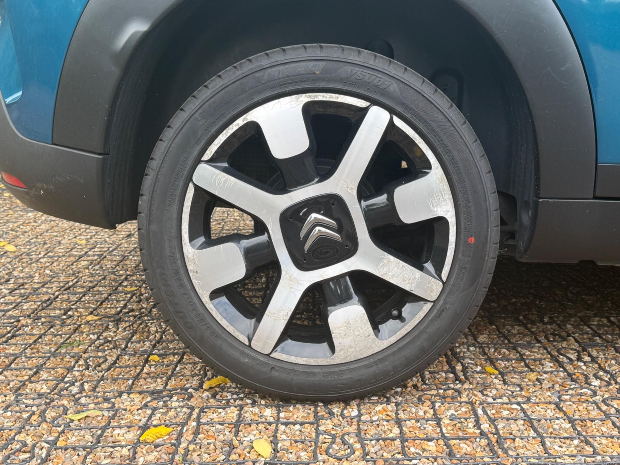 Citroen C4 Cactus view 61