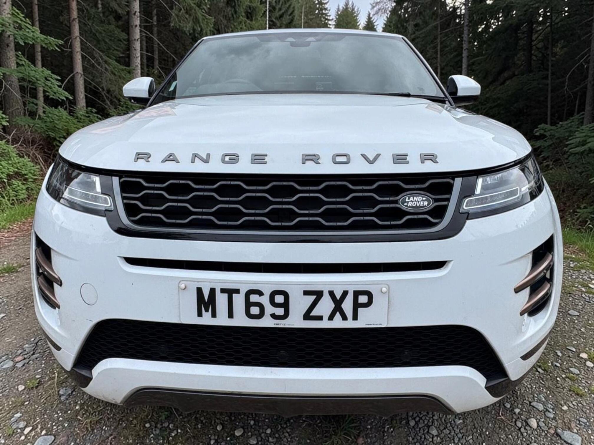 Land Rover Range Rover Evoque view 2