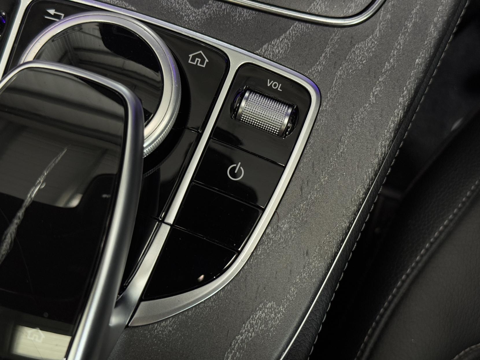 Mercedes-Benz CLS view 41