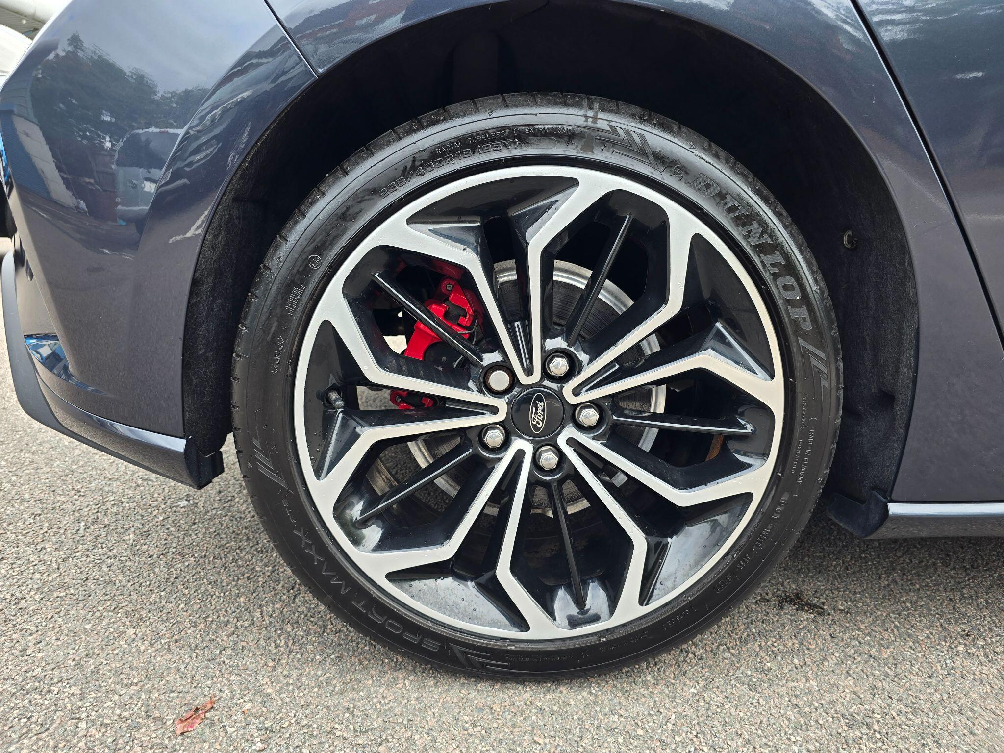 Ford Focus view 71