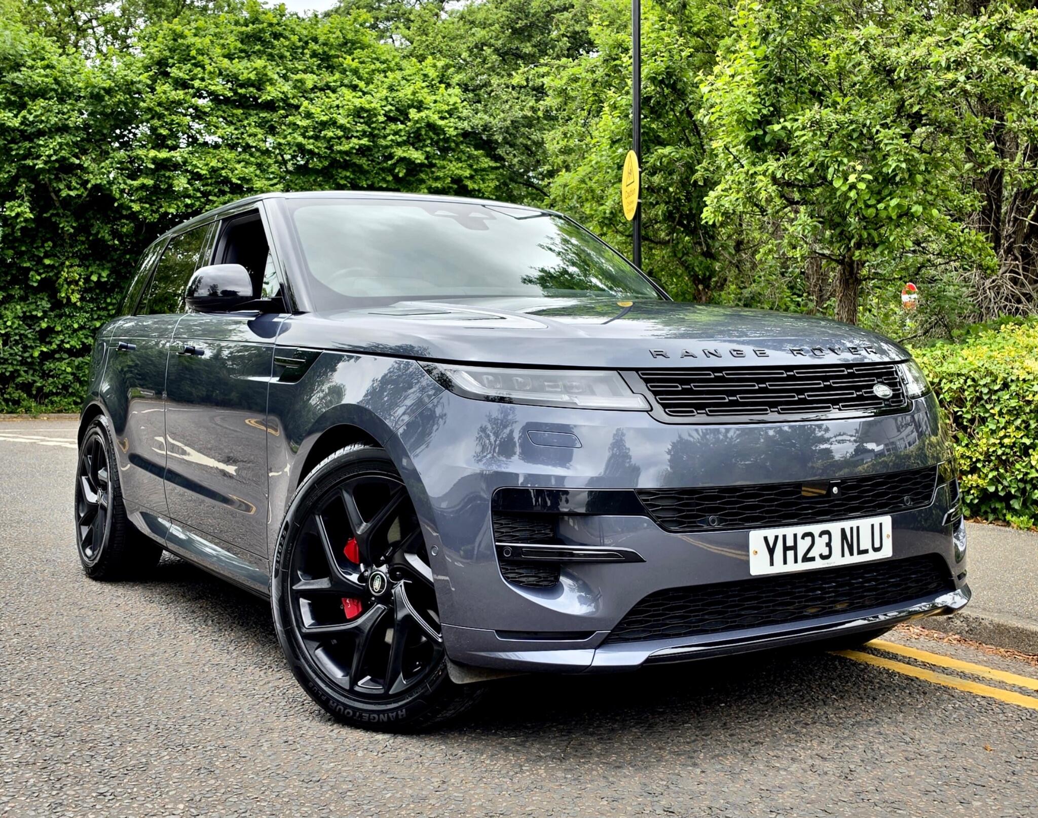 Land Rover Range Rover Sport view 9