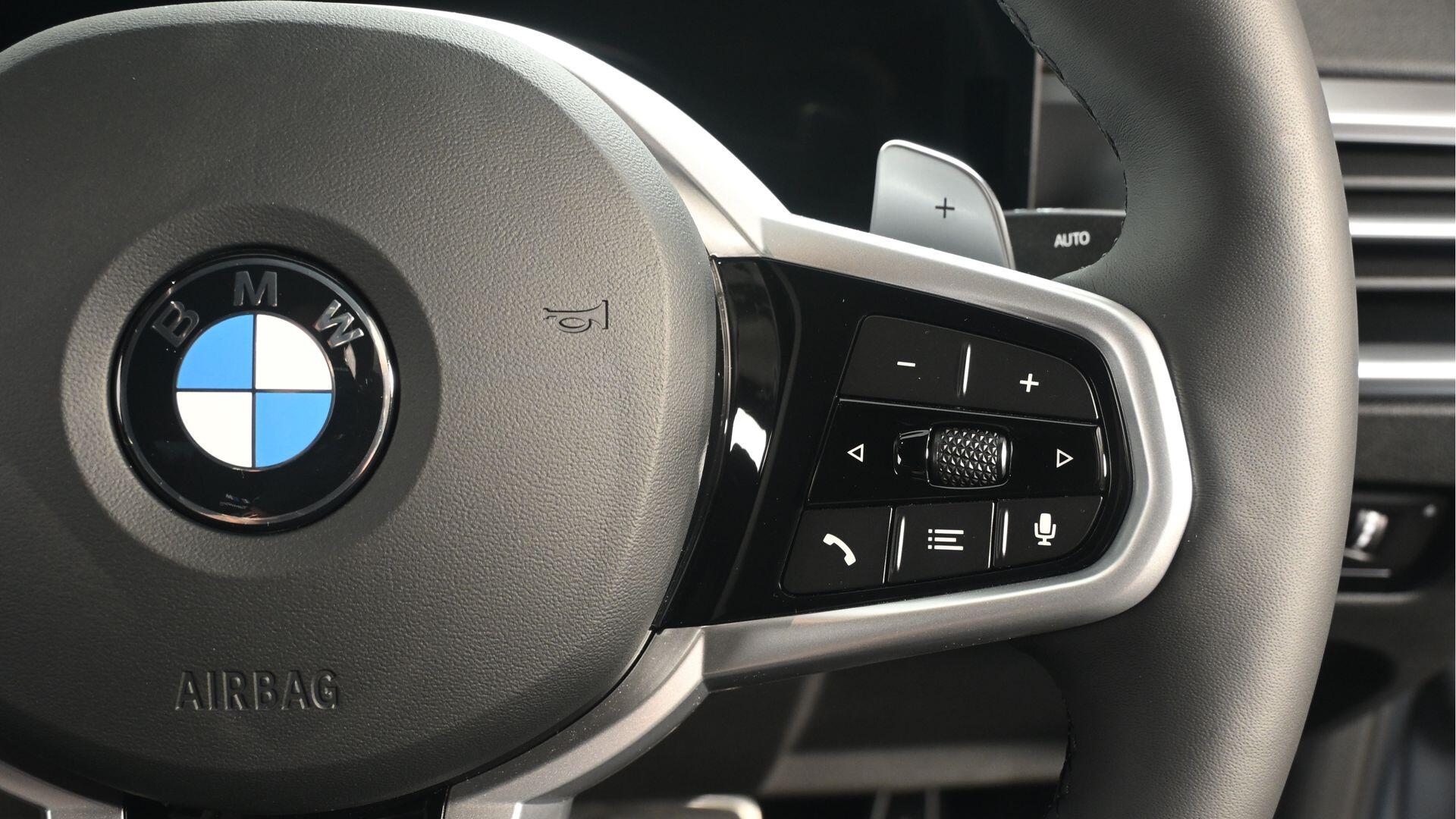 BMW 2 Series view 18