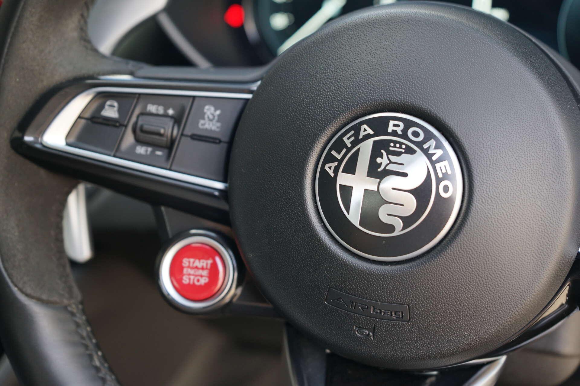 Alfa Romeo Giulia view 17