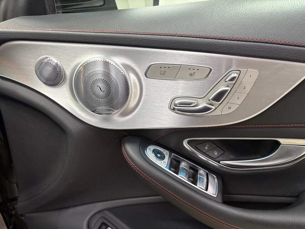 Mercedes-Benz C-Class view 20