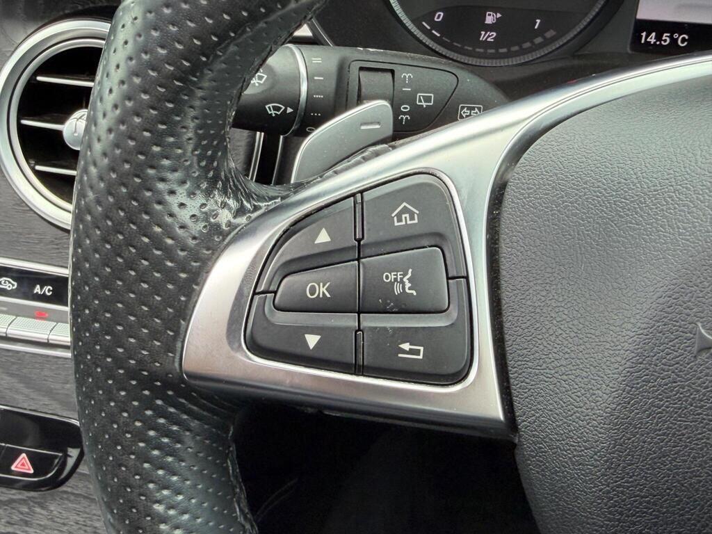Mercedes-Benz GLC view 29