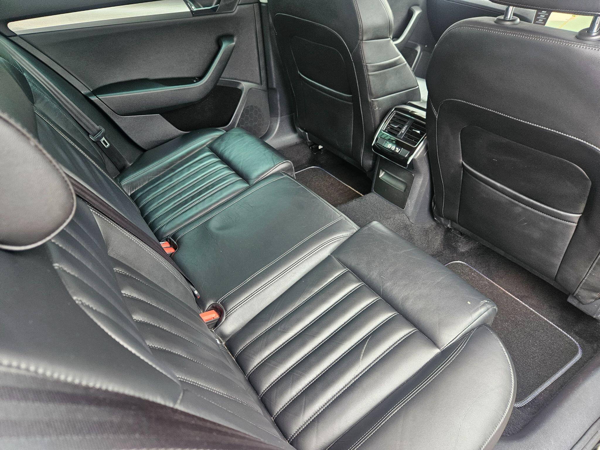 2019 Skoda Superb image 54