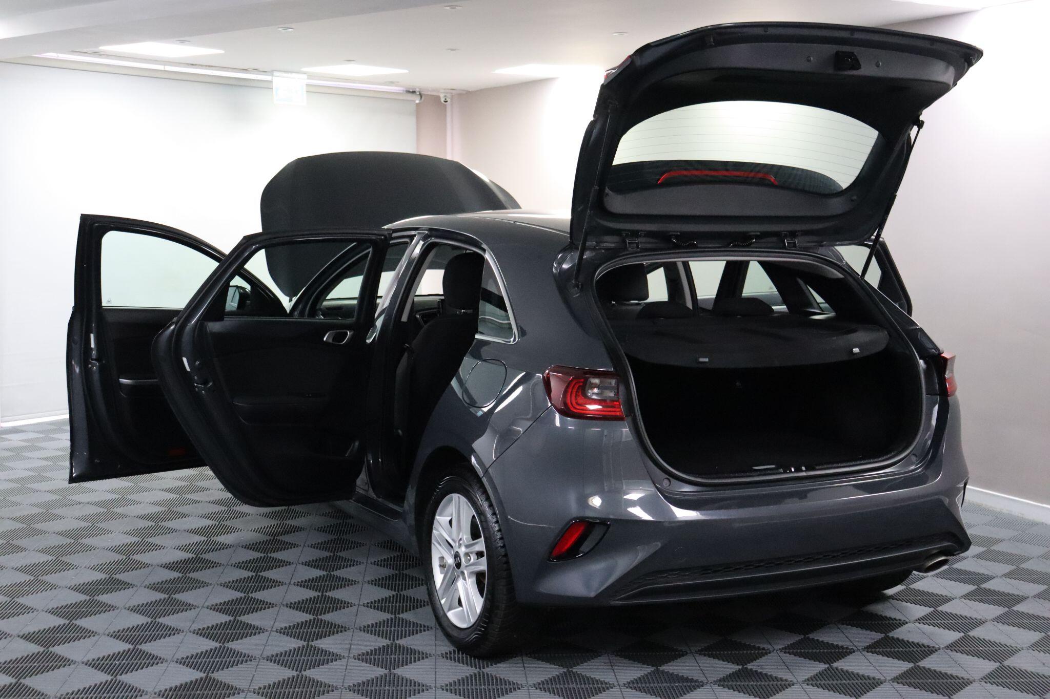 Kia Ceed view 21