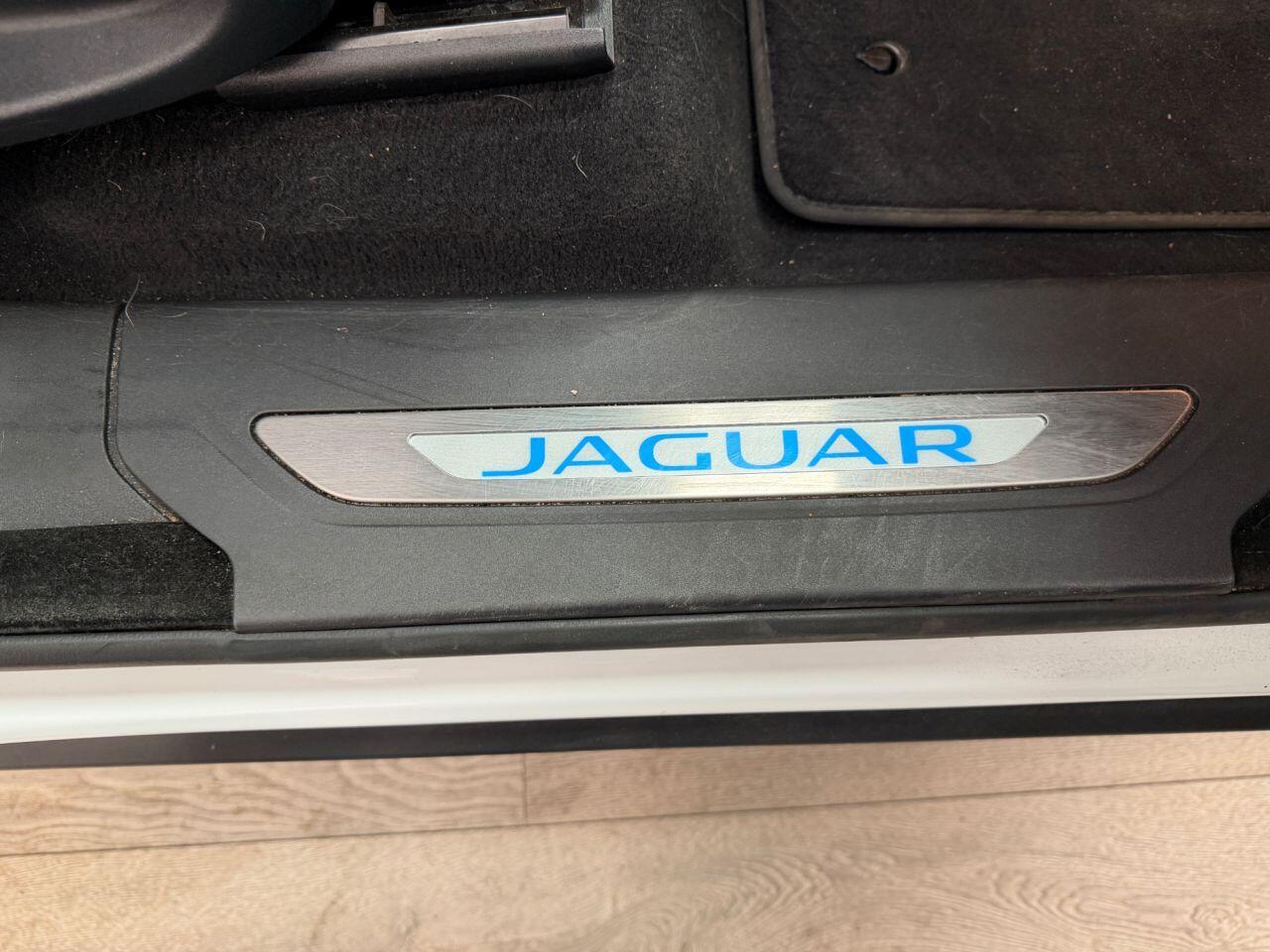 Jaguar F-Pace view 48