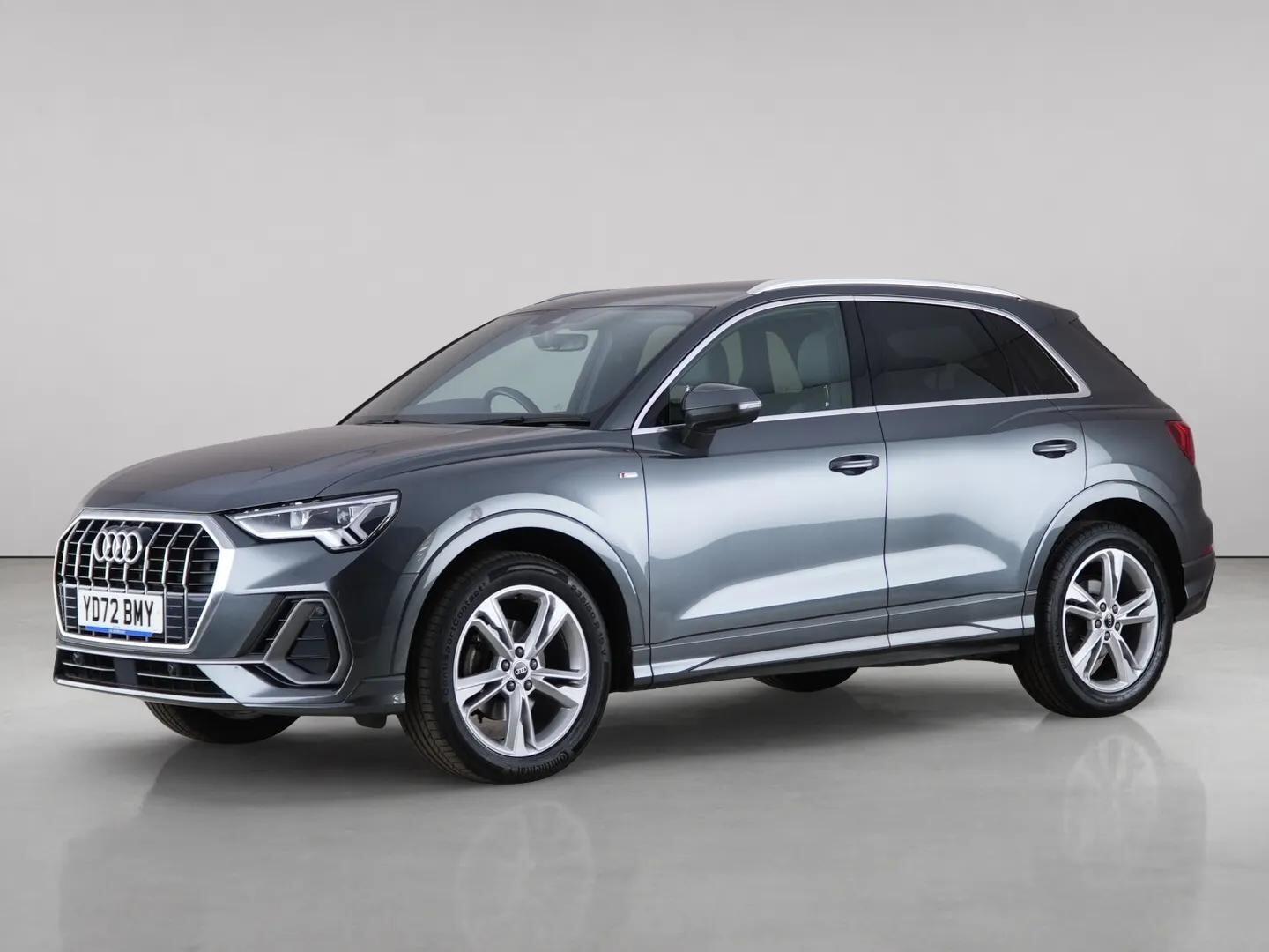 Audi Q3 view 2