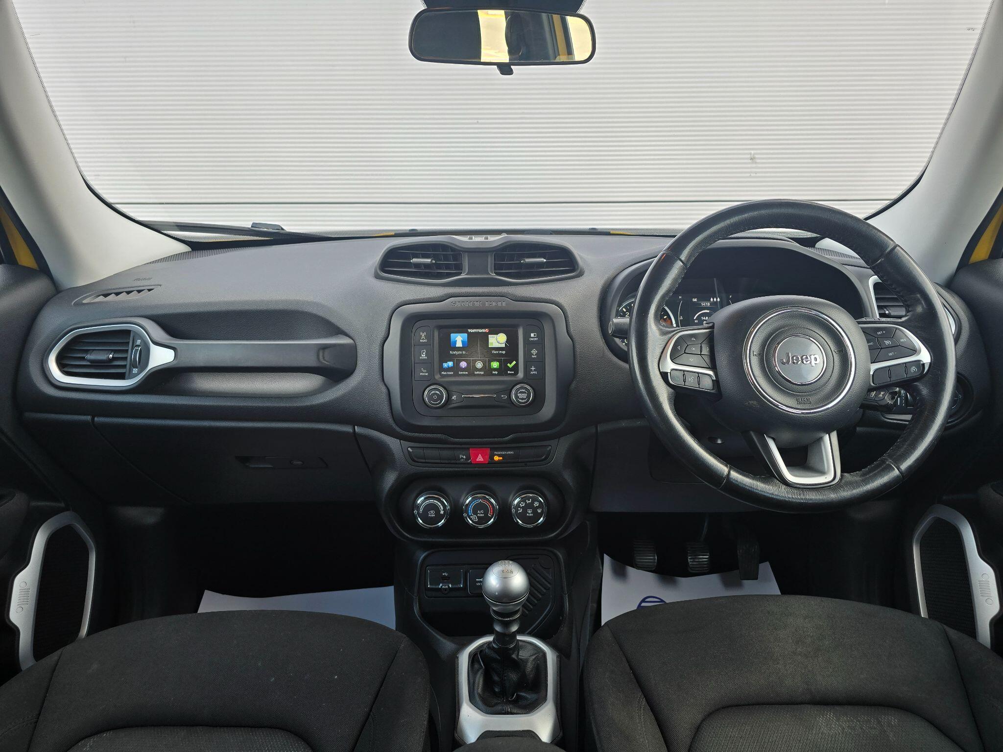Jeep Renegade view 14