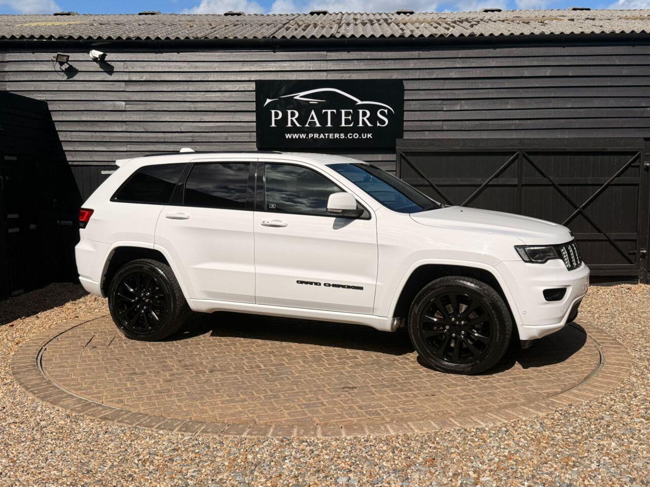 Jeep Grand Cherokee view 23