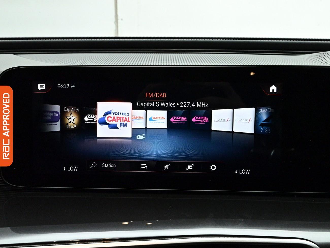 Mercedes-Benz Eqc view 24