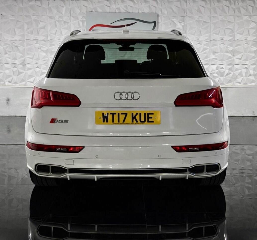 Audi SQ5 view 6