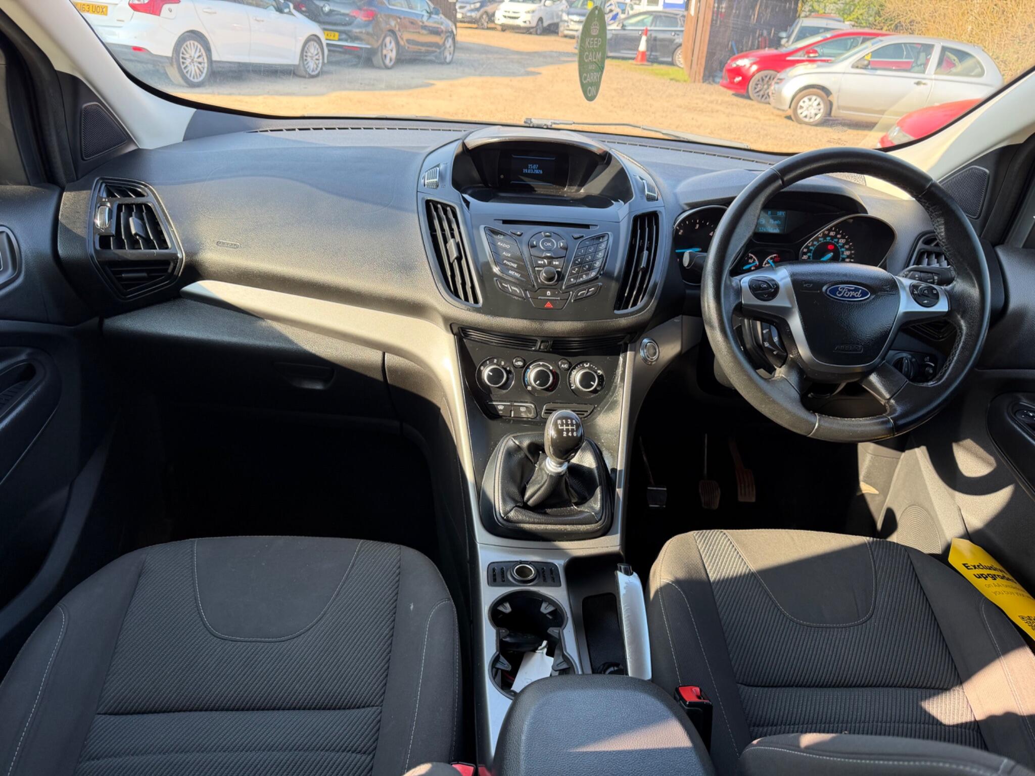 2013 Ford Kuga 2.0 TDCi Zetec 2WD Euro 5 5dr image 15