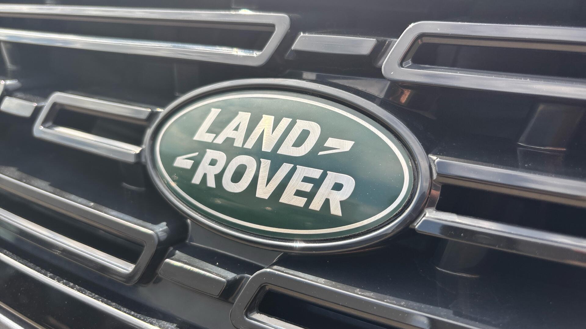 Land Rover Range Rover Sport view 43