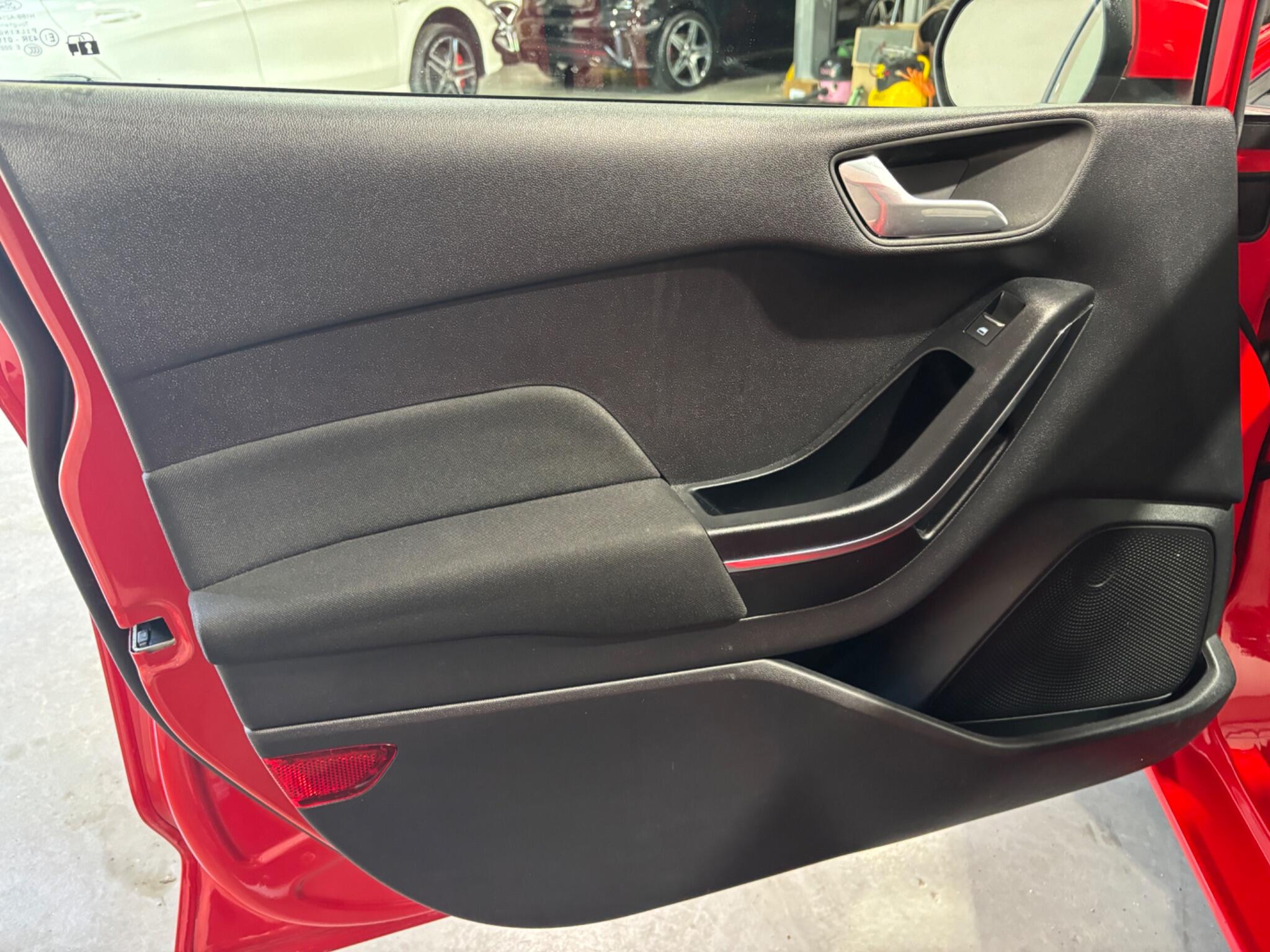 Ford Fiesta view 18