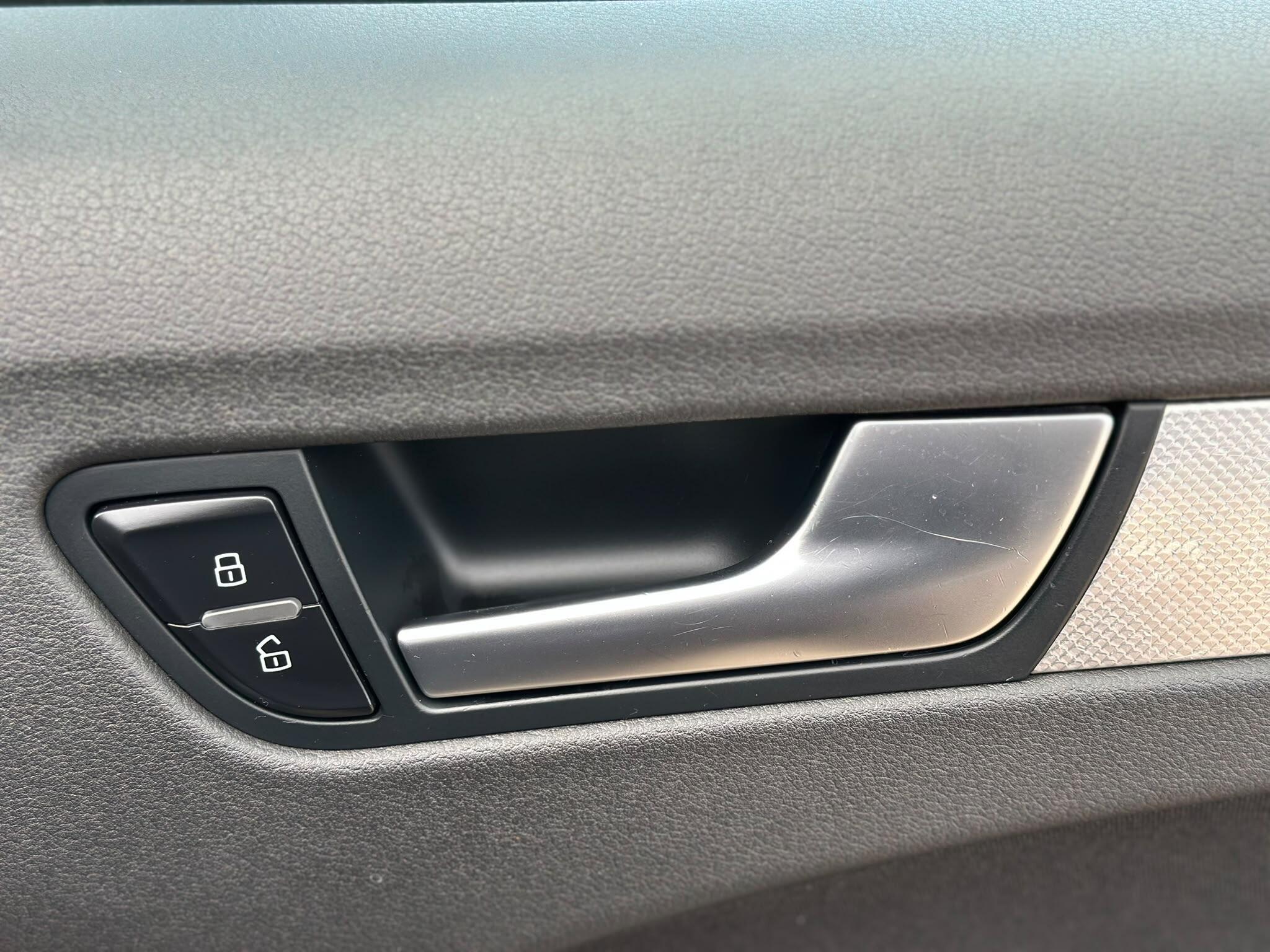 Audi A4 view 55