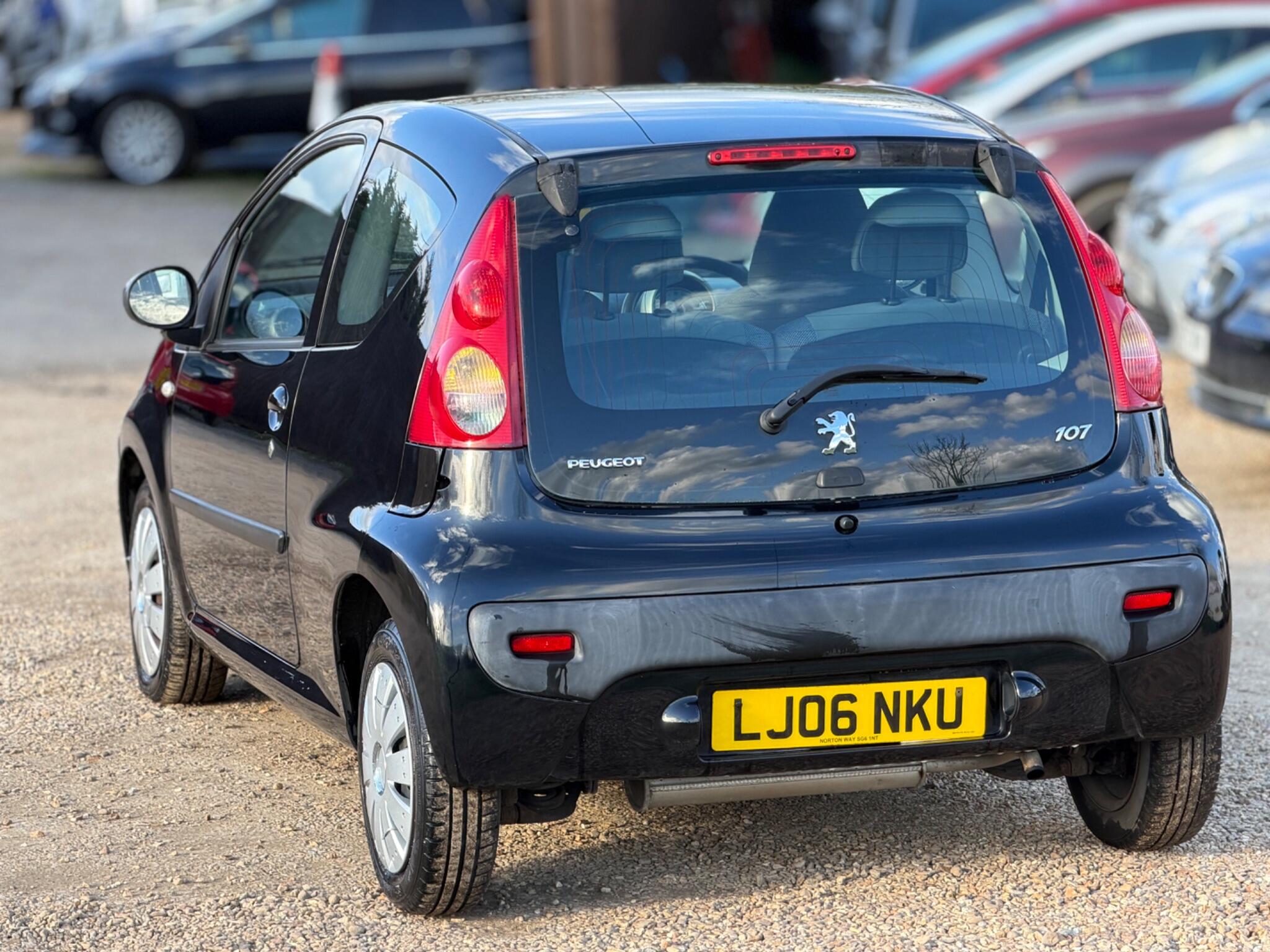 2006 Peugeot 107 1.0 12V Urban 2 Tronic Euro 4 3dr image 8