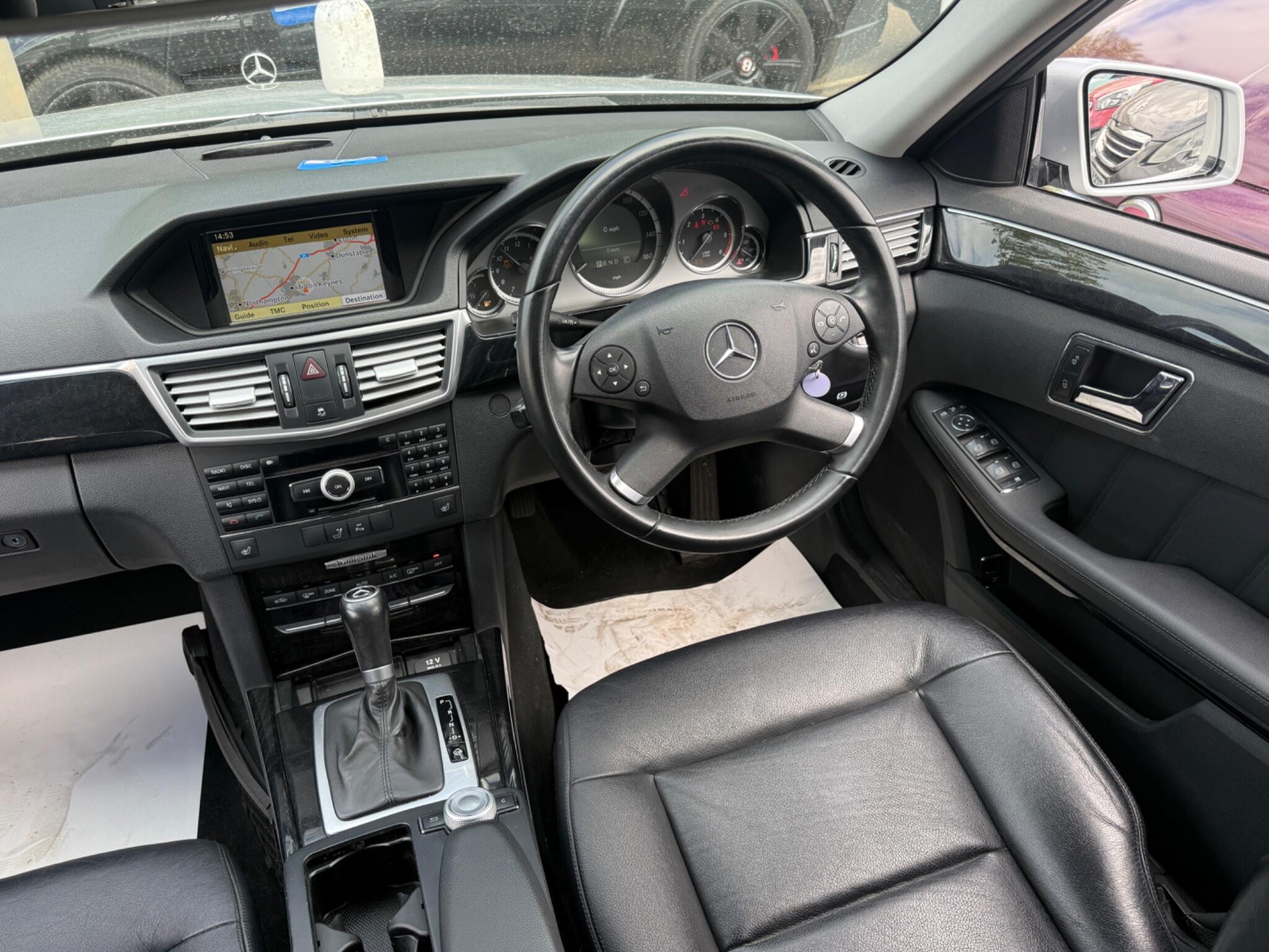 Mercedes-Benz E Class - Image 62
